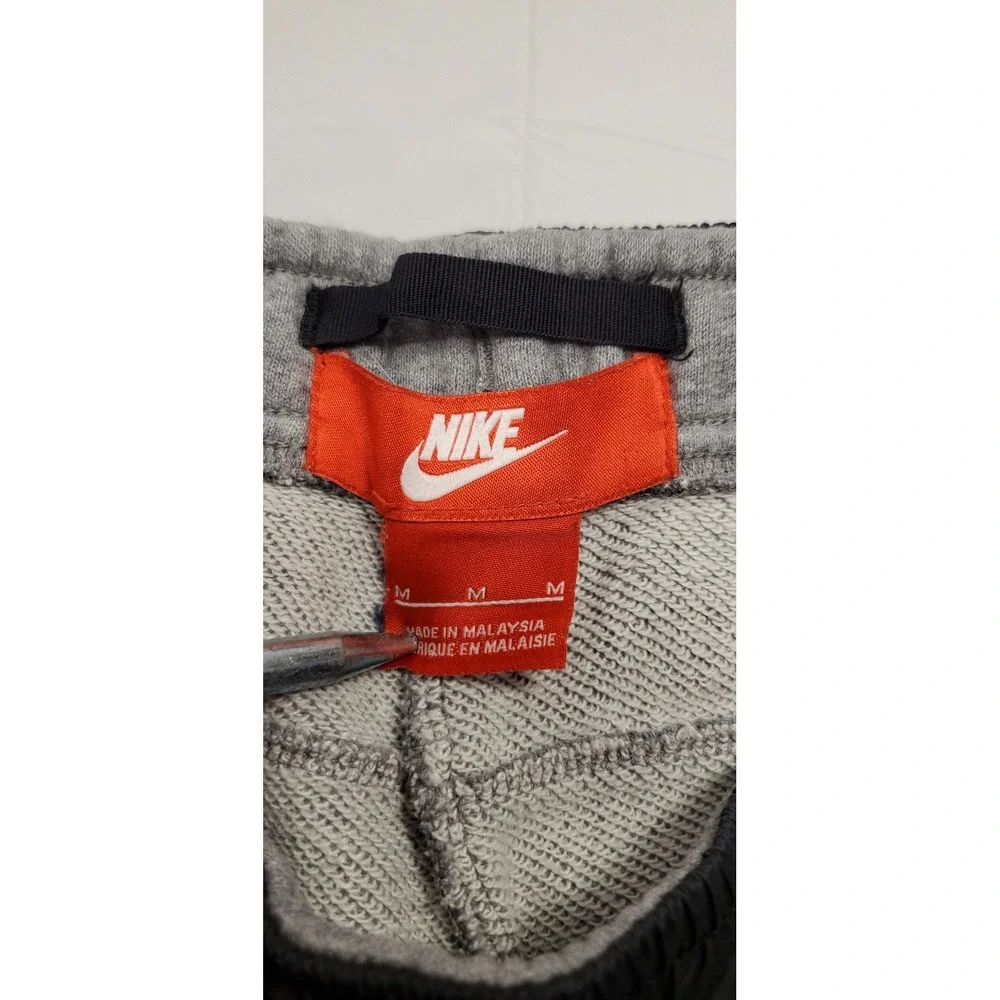 Nike Mens Joggers Heather Gray Black Elastic Waist Tapered Sweatpants Medium
